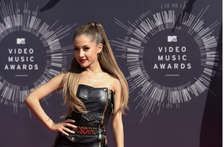 Ariana Grande arrives at the 2014 MTV Music Video Awards in Inglewood