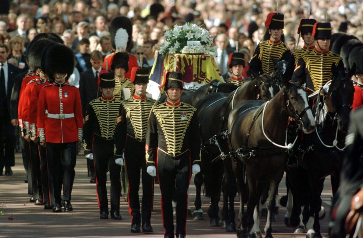 PRINCE WILLIAM FOLLOWS MOTHERS  FUNERAL CORTEGE