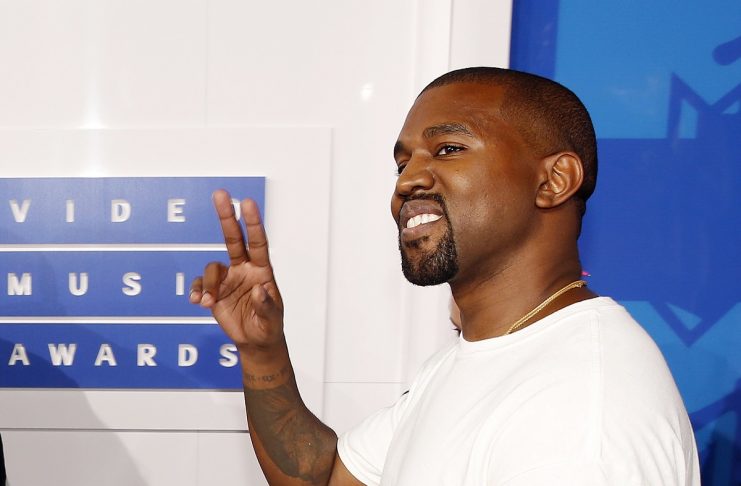 Kanye West arrives at the 2016 MTV Video Music Awards in New York