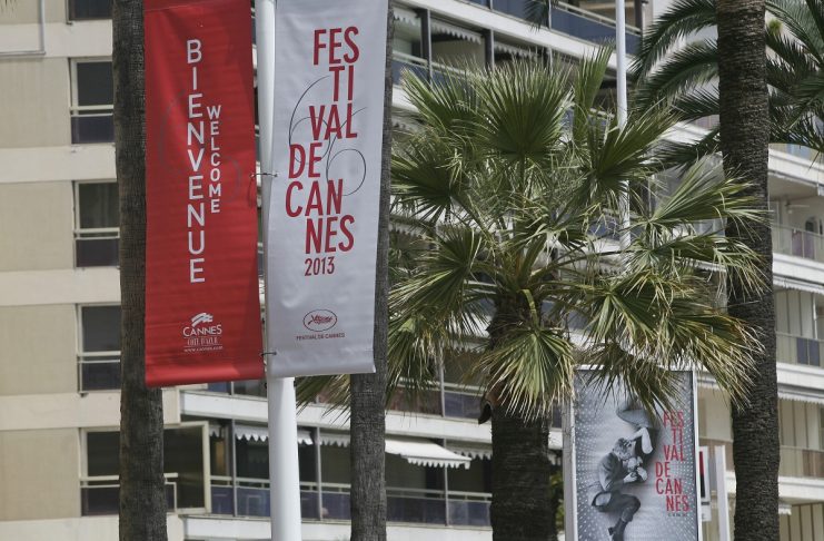 Preparação de Cannes para o Festival de Cinema