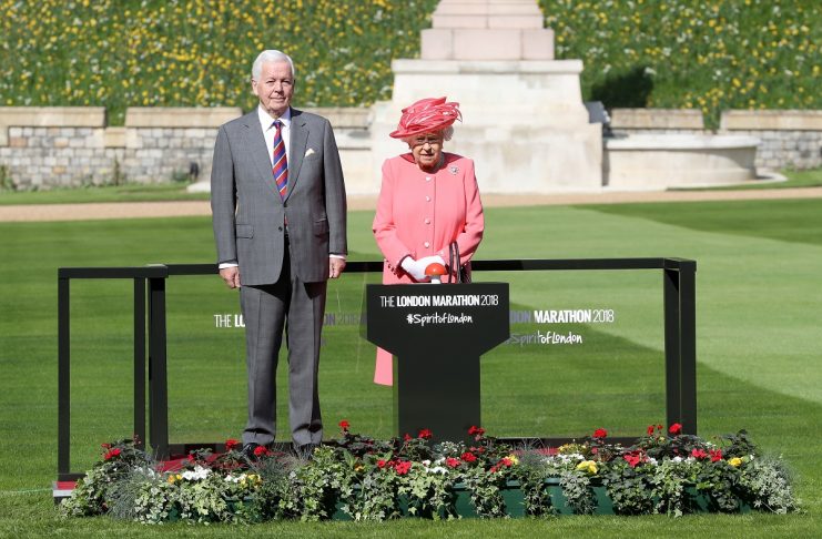 Queen Elizabeth II starts the London Marathon