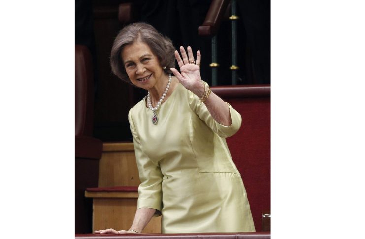 Spain’s Queen Sofia waves as she attends the swearing-in ceremony for new King Felipe VI at the Congress of Deputies in Madrid