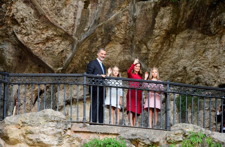 Spain’s Princess Leonor poses with her family including Spain’s King Felipe, Queen Letizia and Princess Sofia at the hermitageÊ(La Ermita de la Santa Cueva) in Cangas de Onis