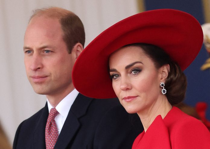 Kate Middleton reaparece em público